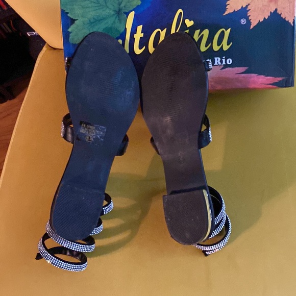 FINAL Markdown ! Super Sparkly Wrap Sandal - Picture 3 of 5